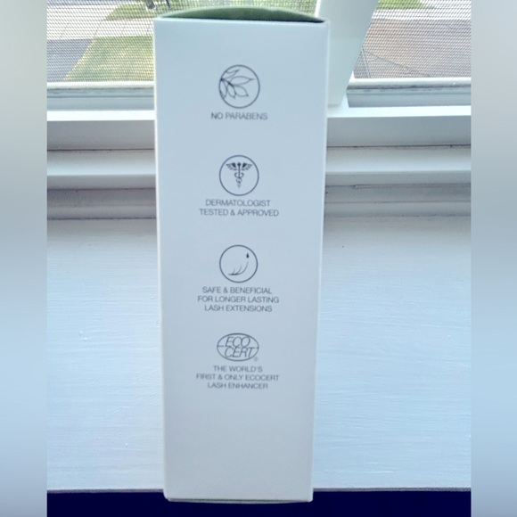 LashFood Phyto-Medic Eyelash Enhancing Serum - Picture 5 of 7